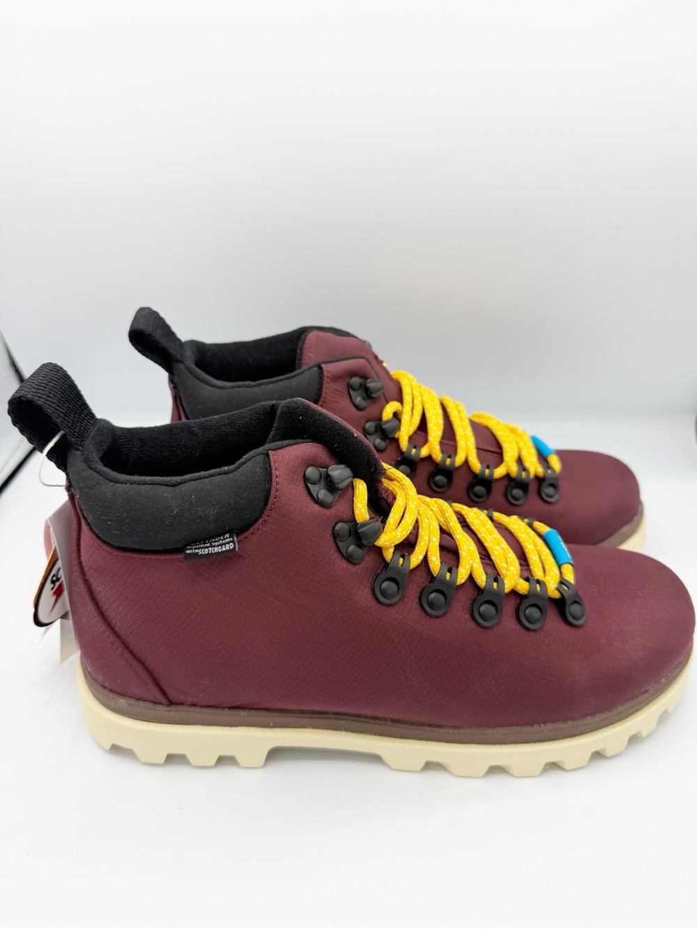 Native Shoes Fitzsimmons Treklite Spice Red Combat Boot Size 10 NWT